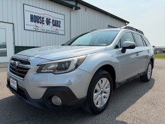  2019 Subaru Outback 4d SUV 2&period;5i Premium at House of Carz near Rochester&comma; IN