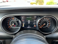 Used 2021 Jeep Gladiator Willys 4x4 at House of Carz near Rochester, IN