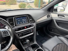 Used 2018  Hyundai Sonata 4d Sedan Sport 2&period;4L at House of Carz near Rochester&comma; IN