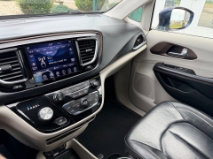 Used 2018  Chrysler Pacifica 4d Wagon Touring L Plus at House of Carz near Rochester&comma; IN