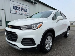 Used 2020  Chevrolet Trax 4d SUV AWD LT at House of Carz near Rochester&comma; IN