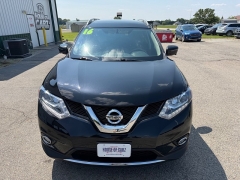 Used 2016  Nissan Rogue 4d SUV AWD SL at House of Carz near Rochester&comma; IN