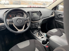 Used 2016  Jeep Cherokee 4d SUV 4WD Sport V6 Altitude at House of Carz near Rochester, IN