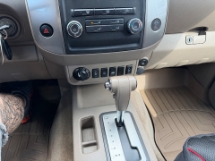 Used 2010  Nissan Frontier 4WD Crew Cab LE at House of Carz near Rochester&comma; IN