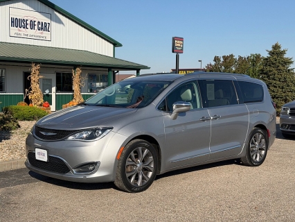 Used 2018 Chrysler Pacifica 4d Wagon Limited at House of Carz near Rochester, IN