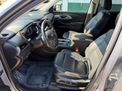 Used 2019  Chevrolet Traverse 4d SUV AWD LT Leather at House of Carz near Rochester&comma; IN