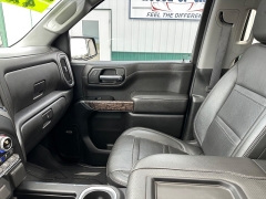 Used 2019 GMC Sierra 1500 4WD Crew Cab Denali at House of Carz near Rochester, IN