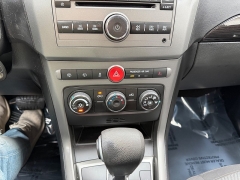 Used 2014  Chevrolet Captiva Sport 4d SUV FWD LS2 at House of Carz near Rochester&comma; IN