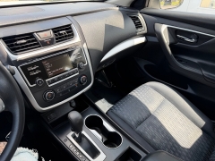 Used 2016  Nissan Altima 4d Sedan 2&period;5L S at House of Carz near Rochester&comma; IN