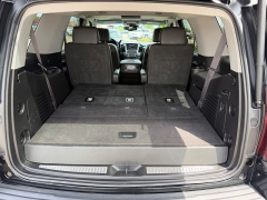 Used 2017  Chevrolet Tahoe 4d SUV 4WD LT at House of Carz near Rochester&comma; IN