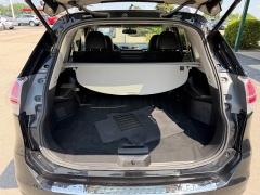 Used 2016  Nissan Rogue 4d SUV AWD SL at House of Carz near Rochester&comma; IN