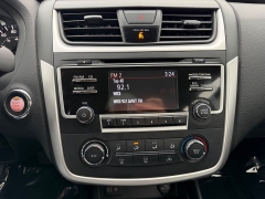 Used 2017  Nissan Altima 4d Sedan 2&period;5L SR at House of Carz near Rochester&comma; IN