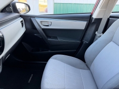 Used 2014  Toyota Corolla 4d Sedan LE at House of Carz near Rochester, IN