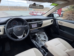 Used 2014  Toyota Corolla 4d Sedan LE at House of Carz near Rochester&comma; IN