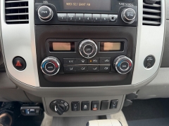 Used 2014  Nissan Frontier 4WD Crew Cab SV Auto at House of Carz near Rochester&comma; IN