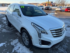Used 2019  Cadillac XT5 4d SUV AWD Luxury at House of Carz near Rochester, IN
