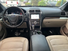 Used 2018 Ford Explorer 4d SUV FWD Limited at House of Carz near Rochester, IN