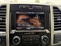 Used 2015  Ford F-150 4WD Supercrew Lariat 5 1&sol;2 at House of Carz near Rochester&comma; IN