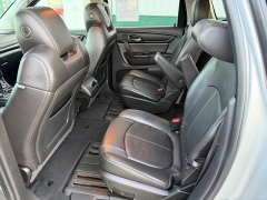 Used 2015  Chevrolet Traverse 4d SUV AWD LT2 at House of Carz near Rochester&comma; IN