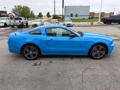 Used 2013  Ford Mustang 2d Coupe at House of Carz near Rochester&comma; IN