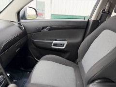 Used 2014  Chevrolet Captiva Sport 4d SUV FWD LS2 at House of Carz near Rochester&comma; IN