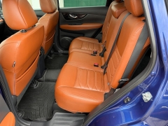 Used 2018  Nissan Rogue 4d SUV AWD SL at House of Carz near Rochester&comma; IN