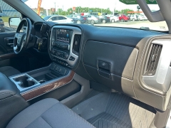 Used 2017 GMC Sierra 1500 4WD Crew Cab SLE at House of Carz near Rochester, IN
