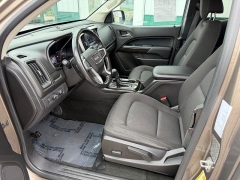 Used 2016  GMC Canyon 4WD Ext Cab SLE at House of Carz near Rochester&comma; IN