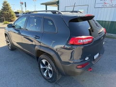 Used 2016  Jeep Cherokee 4d SUV 4WD Trailhawk V6 at House of Carz near Rochester, IN