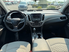 Used 2020  Chevrolet Equinox 4d SUV FWD LS w&sol;1LS at House of Carz near Rochester&comma; IN