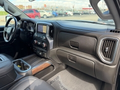 Used 2019  GMC Sierra 1500 4WD Double Cab SLT at House of Carz near Rochester&comma; IN