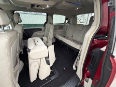 Used 2016  Chrysler Town & Country 4d Wagon Touring L at House of Carz near Rochester&comma; IN