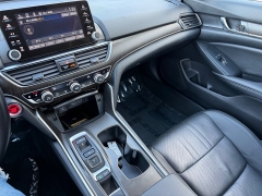 Used 2021  Honda Accord Sedan Touring 2&period;0T Auto at House of Carz near Rochester&comma; IN
