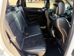Used 2015  Jeep Grand Cherokee 4d SUV 4WD Laredo at House of Carz near Rochester&comma; IN