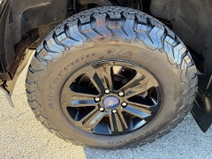 Used 2019  Ford F-150 4WD SuperCrew XLT 5 1/2 at House of Carz near Rochester, IN