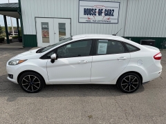 Used 2019  Ford Fiesta 4d Sedan SE at House of Carz near Rochester&comma; IN