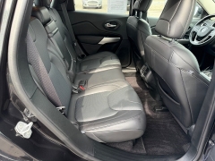 Used 2016  Jeep Cherokee 4d SUV 4WD Overland at House of Carz near Rochester, IN