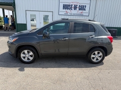 Used 2020  Chevrolet Trax 4d SUV AWD LT at House of Carz near Rochester&comma; IN