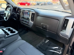 Used 2017  GMC Sierra 1500 4WD Double Cab SLE at House of Carz near Rochester&comma; IN