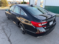 Used 2021  Honda Accord Sedan Touring 2&period;0T Auto at House of Carz near Rochester&comma; IN