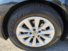 Used 2014  Volkswagen Beetle 2d Coupe 1&period;8T w&sol;Sunroof Auto&sol;PZEV at House of Carz near Rochester&comma; IN