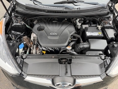 Used 2013  Hyundai Veloster 3d Coupe RE&colon;MIX Auto at House of Carz near Rochester&comma; IN