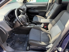 Used 2017  Mitsubishi Outlander 4d SUV FWD ES at House of Carz near Rochester&comma; IN