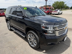 Used 2017  Chevrolet Tahoe 4d SUV 4WD LT at House of Carz near Rochester&comma; IN