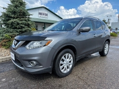 Used 2015 Nissan Rogue 4d SUV AWD SL at House of Carz near Rochester, IN