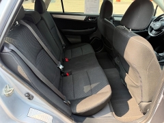 Used 2019  Subaru Outback 4d SUV 2&period;5i Premium at House of Carz near Rochester&comma; IN