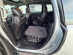 Used 2015  Chevrolet Traverse 4d SUV AWD LT2 at House of Carz near Rochester&comma; IN