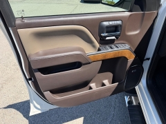 Used 2015  Chevrolet Silverado 1500 4WD Crew Cab LTZ at House of Carz near Rochester&comma; IN