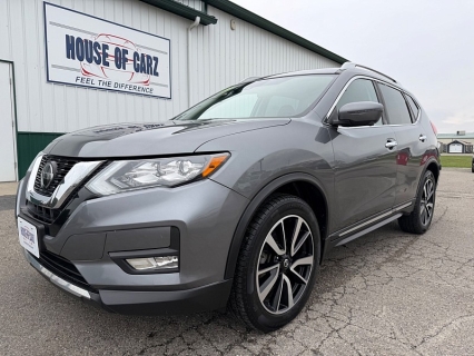 Used 2019 Nissan Rogue 4d SUV AWD SL at House of Carz near Rochester, IN