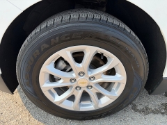 Used 2020  Chevrolet Equinox 4d SUV FWD LS w&sol;1LS at House of Carz near Rochester&comma; IN